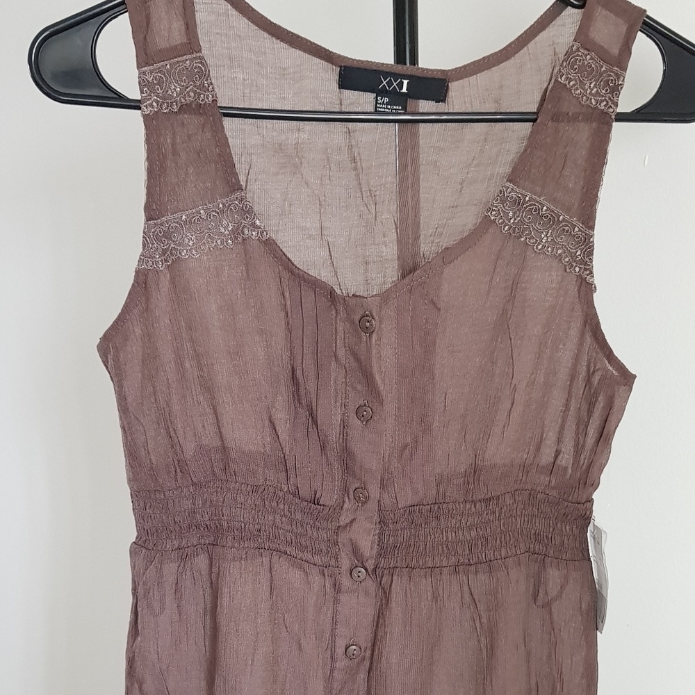 Forever 21 sleeveless top NWT